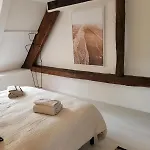 Maisons De Familles Vacation With Pool And Mont-saint-michel Vila Vains