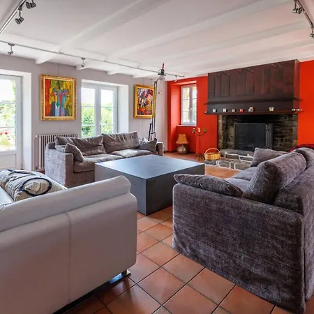 Vila Maisons De Familles Vacation With Pool And Mont-saint-michel Vains