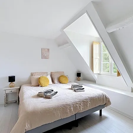 Maisons De Familles Vacation With Pool And Mont-saint-michel Vila *