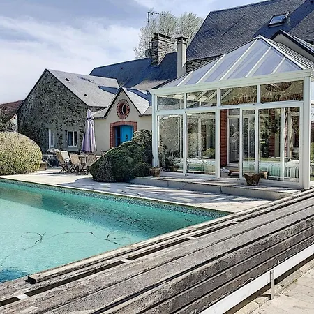 Maisons De Familles Vacation With Pool And Mont-saint-michel Vila *